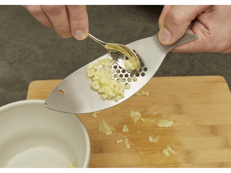 Kikkerland Fish Garlic Press (CU281)