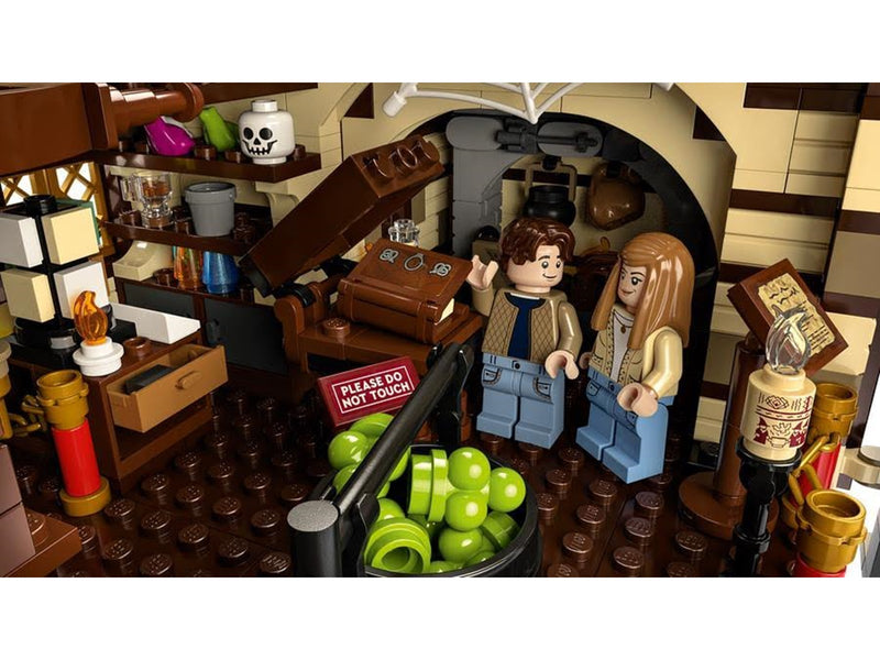 LEGO Ideas 21341 Disney Hocus Pocus: Das Hexenhaus der Sanderson-Schwestern