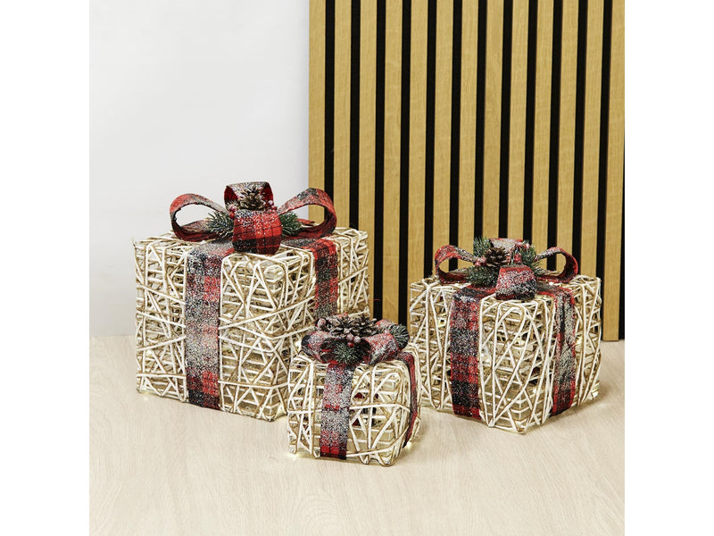 NORDIC WINTER Christmas gifts w/lights - set of 3 pcs - red