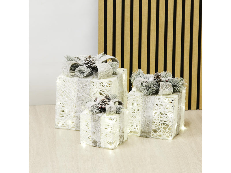 NORDIC WINTER Christmas gifts w/lights - set of 3 pcs - white
