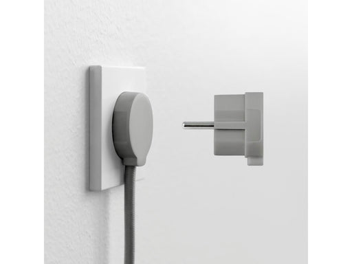 NORM F Flacher Stecker, Mattgrau (Schuko-Standard)