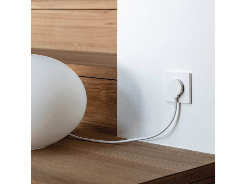 NORM F Flacher Stecker, Mattweiß (Schuko-Standard)