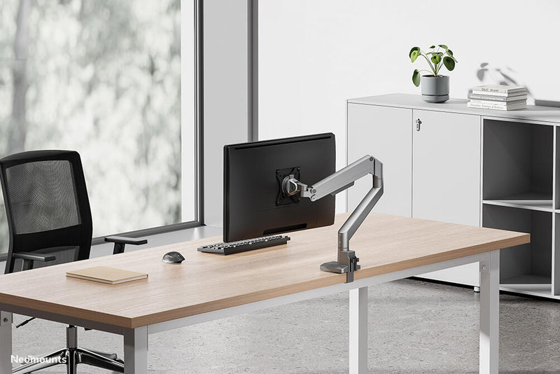 Neomounts DS70-250SL1 vollbewegliche Tischhalterung für 17-35' Bildschirme - Silber