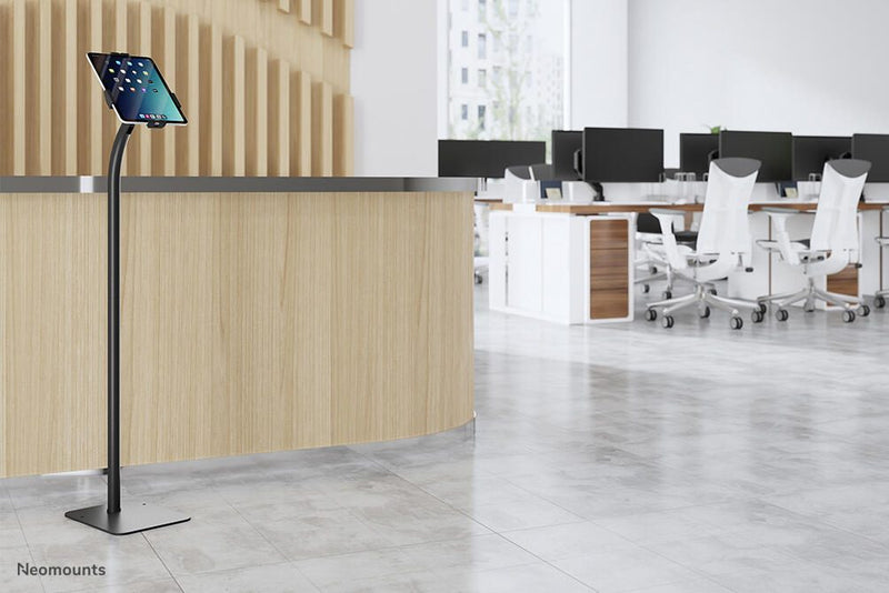 Neomounts FL15-625BL1 neig- und drehbarer Tablet-Bodenständer für 7,9-11' Tablets - Schwarz