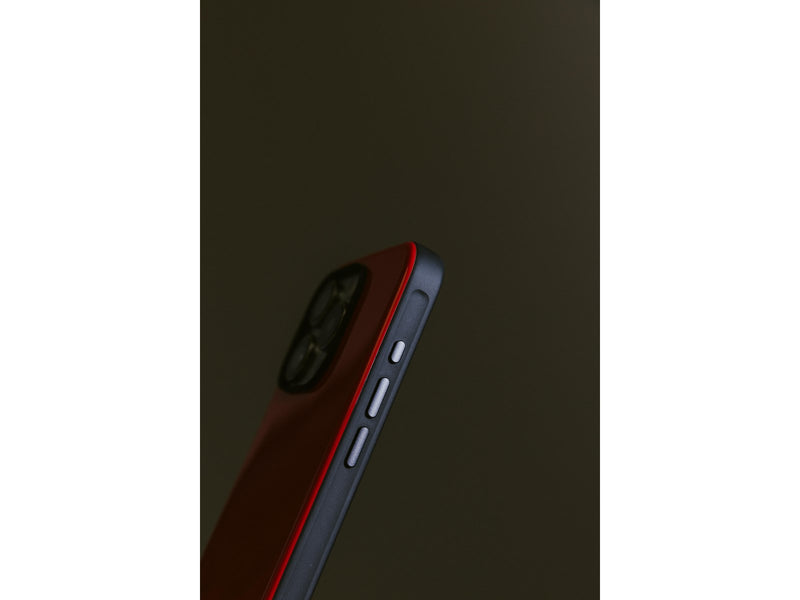 Nomad Sport Case iPhone 15 Pro Night Watch Red