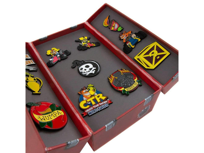 Numskull - Crash Team Racing Nitro-Fueled Toolbox Pin Badge Set - Pin / Button
