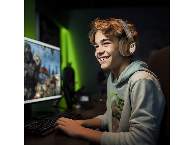 OTL - Call of duty wireless green camo hedphones withn LED backlight
