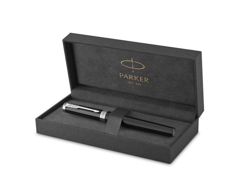 Parker Ingenuity Tintenroller | Core Kollektion | Schwarz, silberne Ausführung | Schwarze Tinte | Geschenkbox