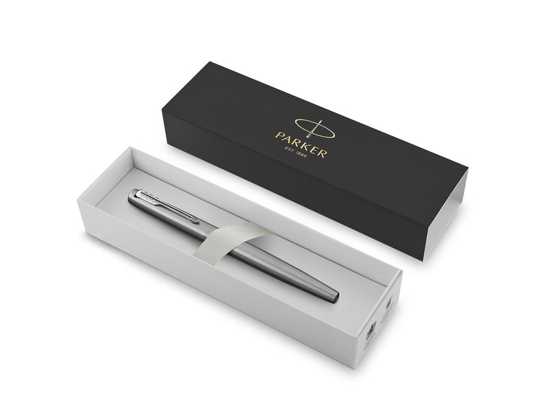 Parker Jotter Füller | Edelstahlschaft mit Chromzierteilen | Füllfederhalter mit mittlerer Feder | blaue Tinte | Geschenkbox