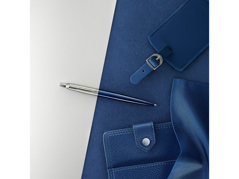 Parker Jotter Kugelschreiber | Royal Blue | Mittlere Spitze | Blaue Tinte | Blister-Verpackung