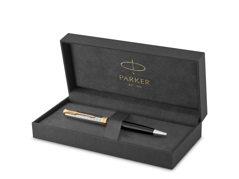 Parker PARKER Sonnet Kugelschreiber | Premium Metal & Black Glanzlack mit Goldbeschichtung | Medium Spitze mit schwarzer Tinte Nachfüllen | Geschenkbox