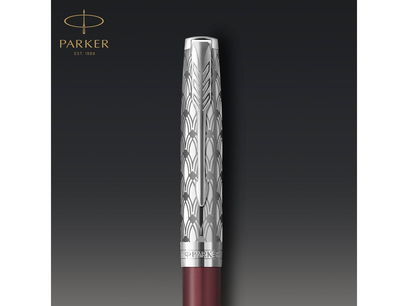 Parker PARKER Sonnet Kugelschreiber | Premium Metal & Red Satinierung mit Chromverkleidung | Medium Spitze mit schwarzer Tinte Nachfüllen | Geschenkbox
