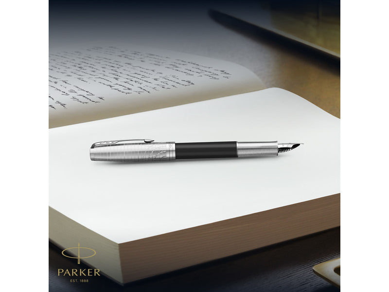 Parker Sonnet Legacy of Flight Collection C.T. Fountain Pen M 18K Gold nib Black ink