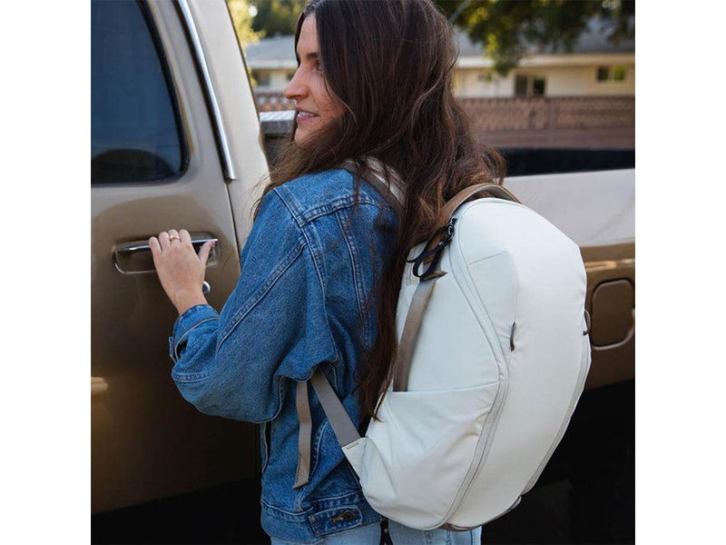 Peak Design Everyday Backpack 15L Zip v2 - Bone