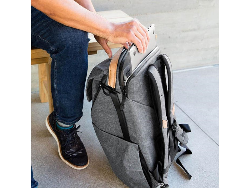 Peak Design Everyday Backpack 20L v2 - Charcoal