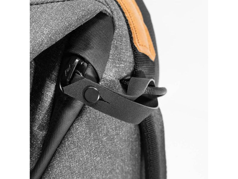 Peak Design Everyday Backpack 20L v2 - Charcoal