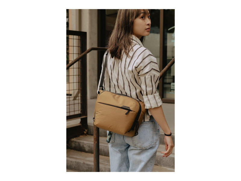 Peak Design Everyday Sling 6L v2 - Coyote