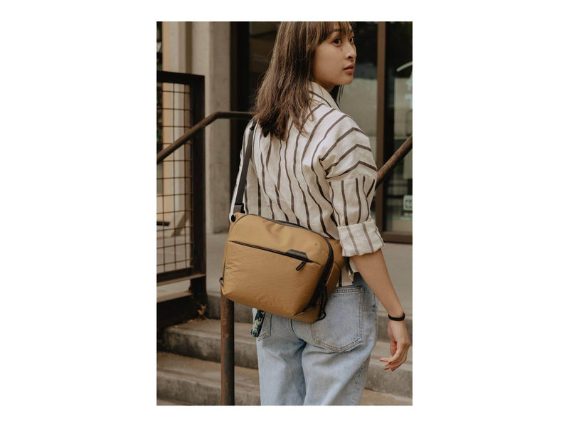 Peak Design Everyday Sling 6L v2 - Coyote