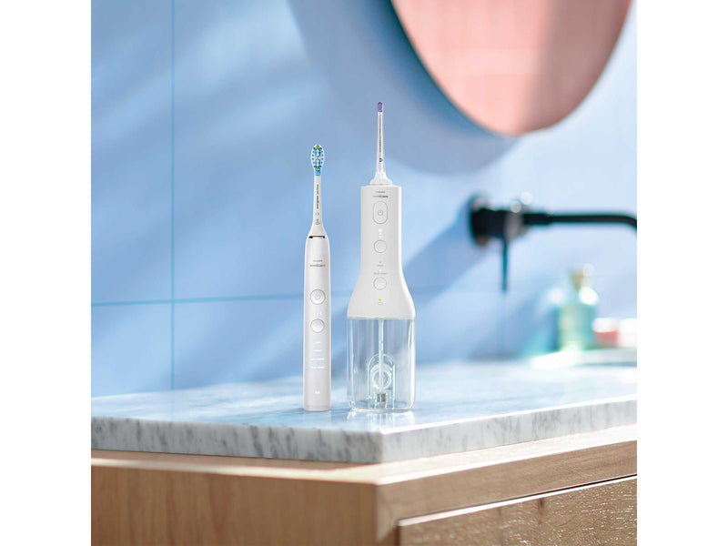 Philips Elektrische Zahnbürste Sonicare DiamondClean 9000 HX3886/41 - Oral irrigator - White