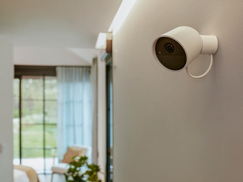 Philips Hue Secure 2K wired camera - white