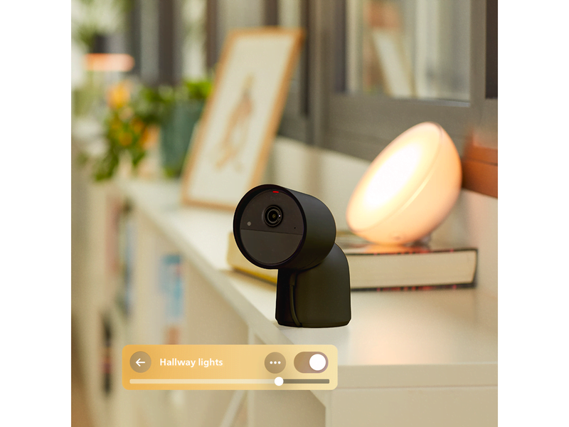 Philips Hue Secure 2K wired camera with desktop stand - black