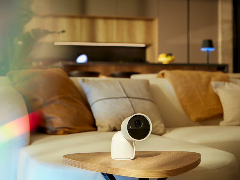 Philips Hue Secure 2K wired camera with desktop stand - white
