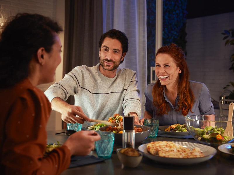Philips Hue White Ambiance A60 E27 1100 Lumen - Starter Set mit 2 Glühbirnen