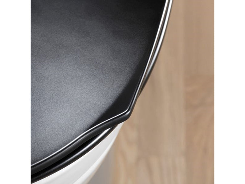 Pressalit sign art toiletseat black