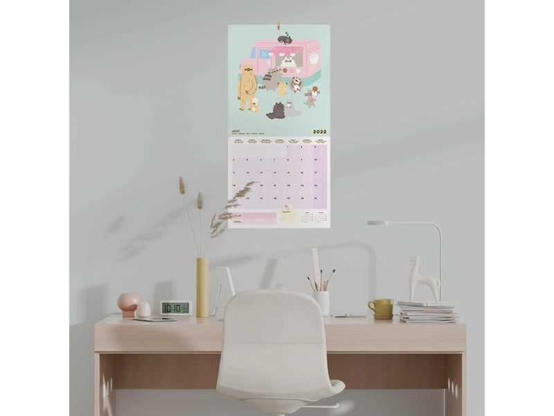 Pusheen - 2022 Wall Calendar from the Foodie Collection 30 x 30 cm