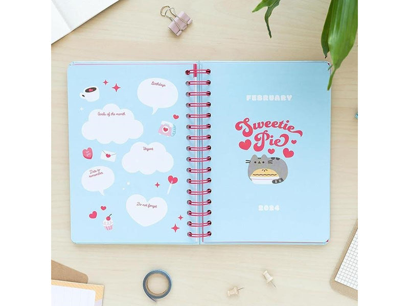 Pusheen - Calendar / Weekly Planner 2023/2024 from the Purrfect Love collection - 14.8 x 21 cm