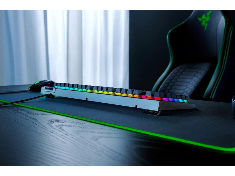 Razer BlackWidow V4 X - Green Mechanical (Clicky) - Gaming Tastatur - Full-Size - Französisch - Schwarz