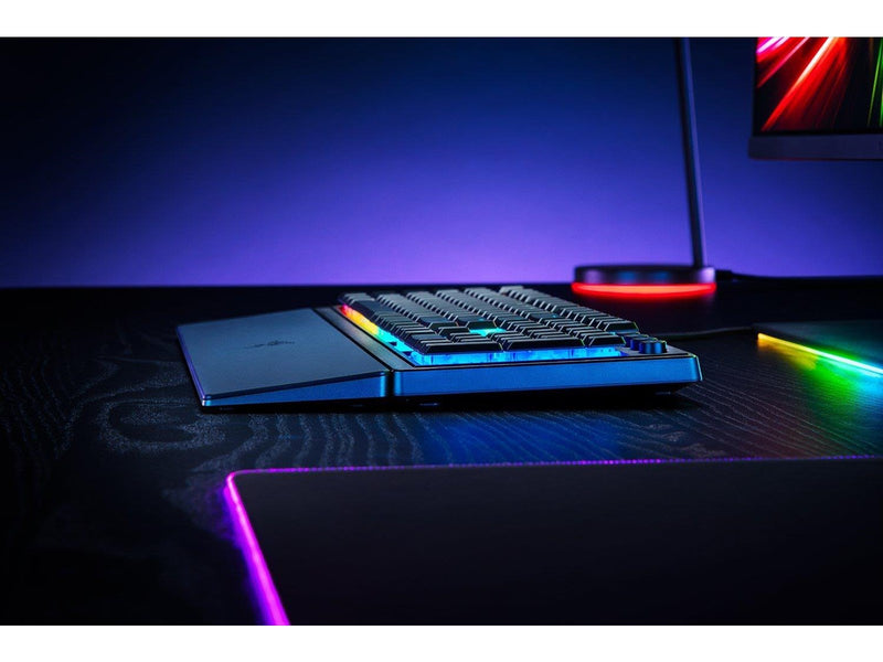 Razer Ornata V3 Low-Profile - Mecha-Membrane (Clicky) - Gaming Tastatur - Full-Size - Französisch - Schwarz *DEMO*