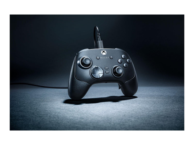 Razer Wolverine V3 Tournament Edition - Black - Wired Controller - Microsoft Xbox One