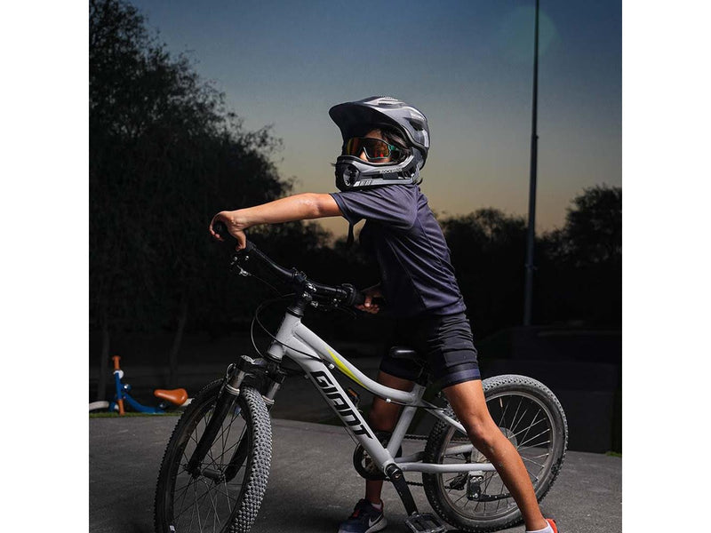 Rockbros TT-32SBTG-M children's bicycle helmet with removable chinbar size M - gray