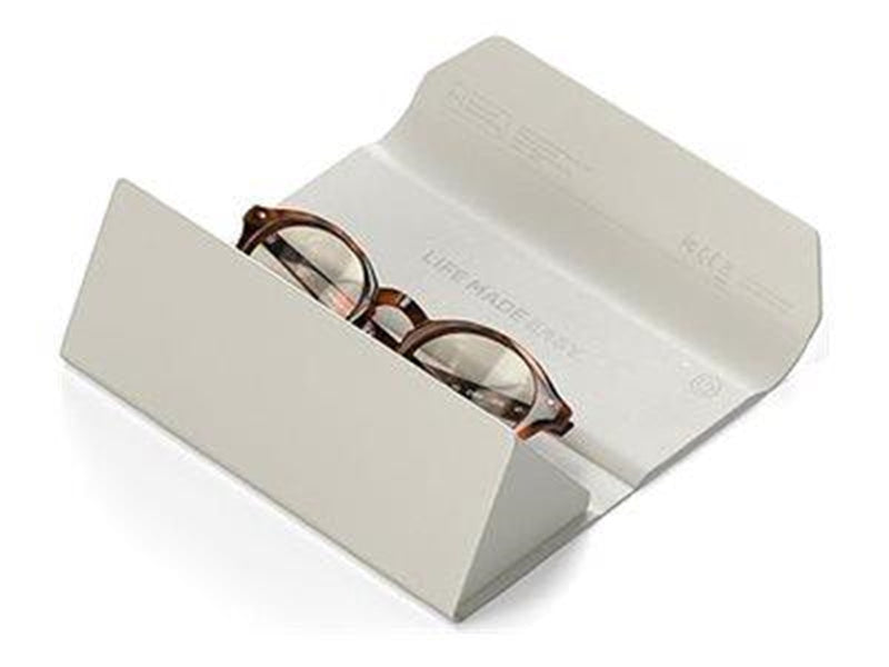 Satechi FindAll Vegan-Leather Glasses Case - Sand