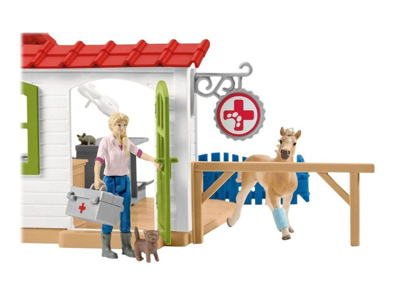 Schleich Veterinarian Practice with Pets