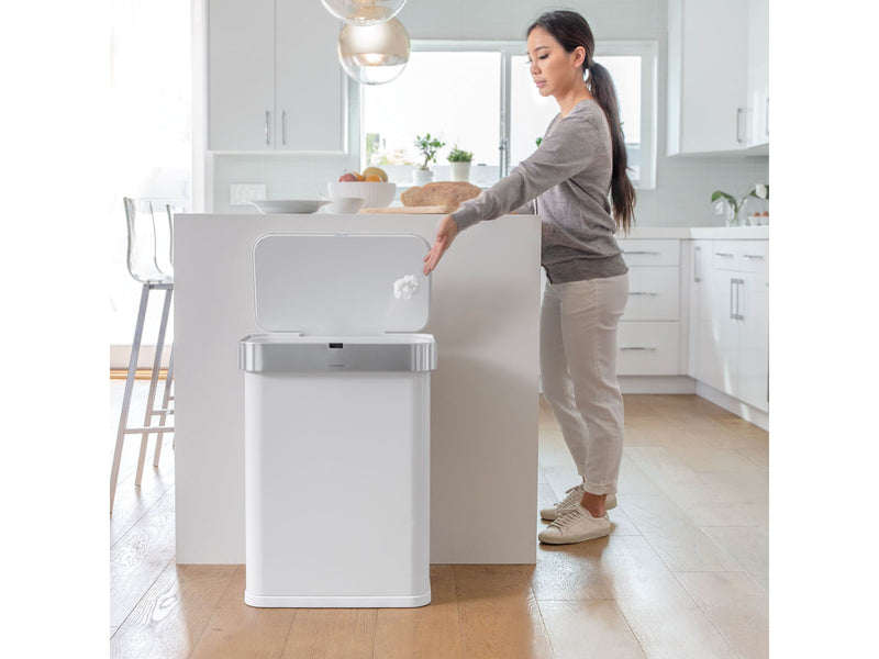 Simplehuman 58L rechteckiger Sensor-Mülleimer mit Sprachsteuerung, weiß