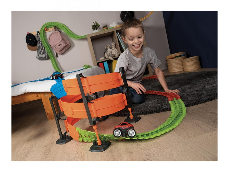 Smoby Flextreme Superloops Race Track Set 23 pieces.