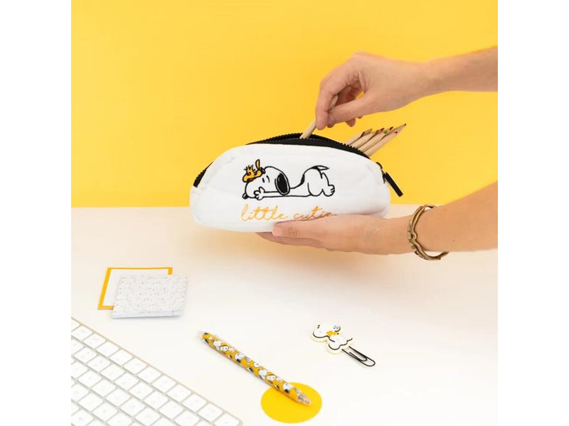 Snoopy - Plush pencil case for accessories from the Lazy Days collection