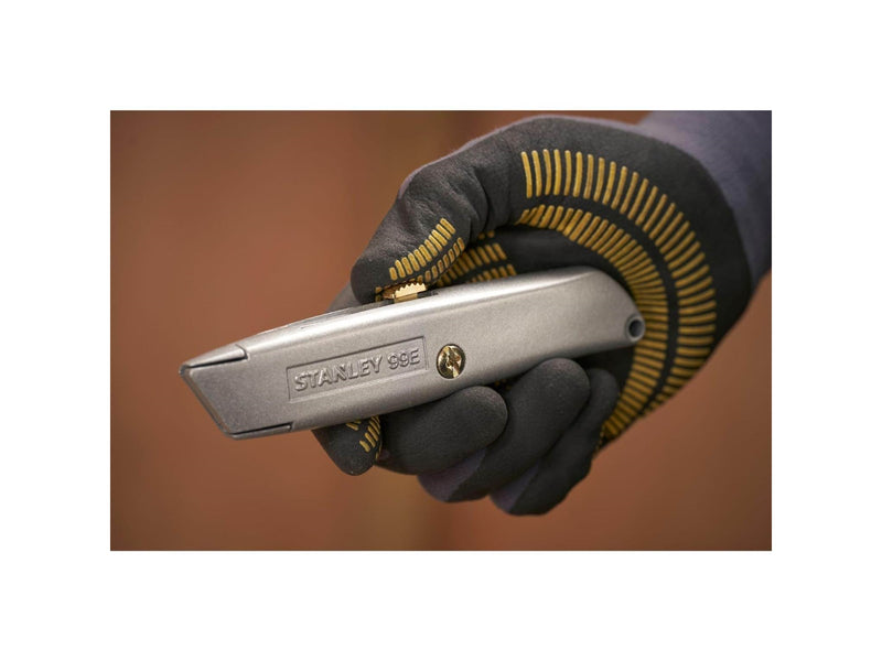 Stanley 6 in Classic 99® Retractable Utility Knife