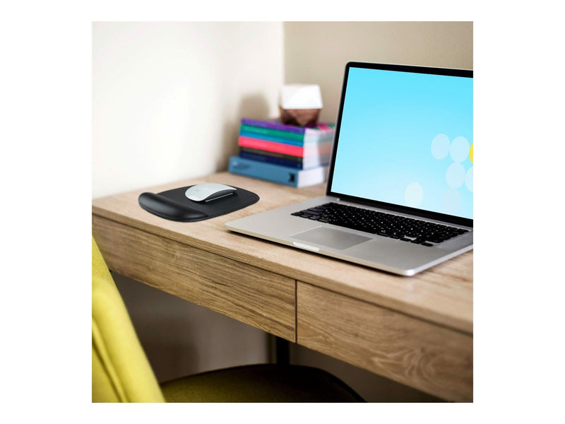StarTech.com Mouse Pad with Hand rest
