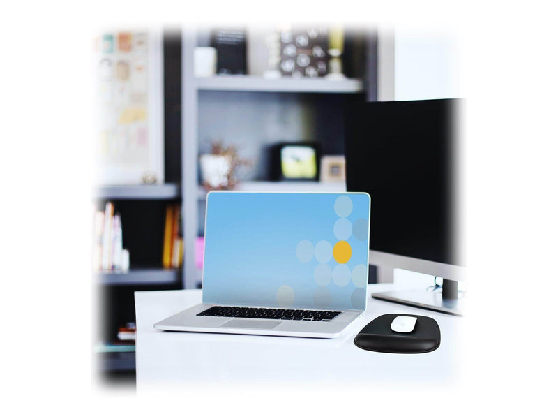 StarTech.com Mouse Pad with Hand rest