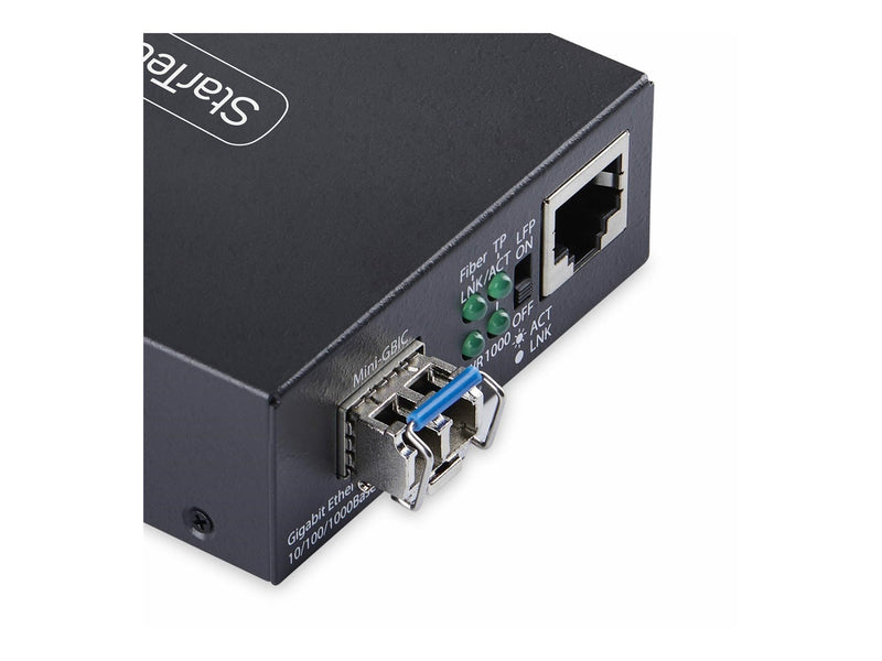 StarTech.com - fibre media converter - 10Mb LAN 100Mb LAN 1GbE - TAA Compliant