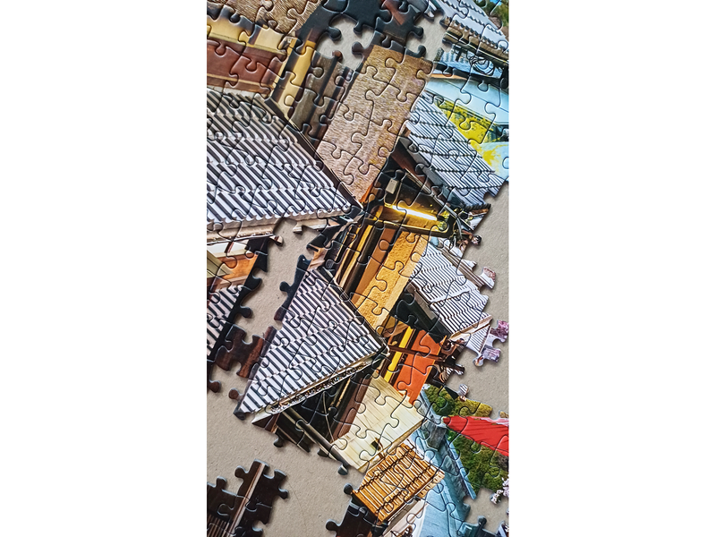 Tactic 1000 pcs puzzle: Woman walking in Kyoto