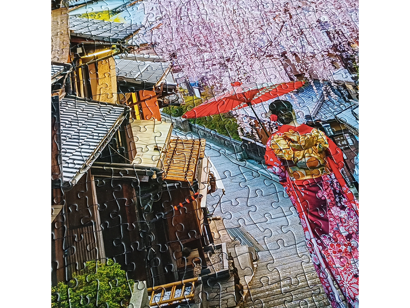 Tactic 1000 pcs puzzle: Woman walking in Kyoto