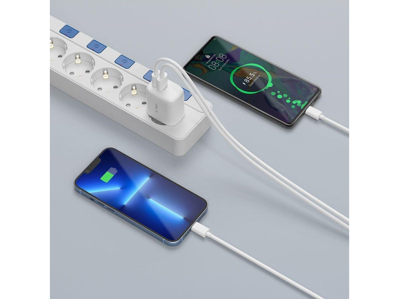 Tech-Protect  C20W USB-C PD 20W / USB-A QC 3.0 Mains Charger with USB-C / Lightning Cable - White