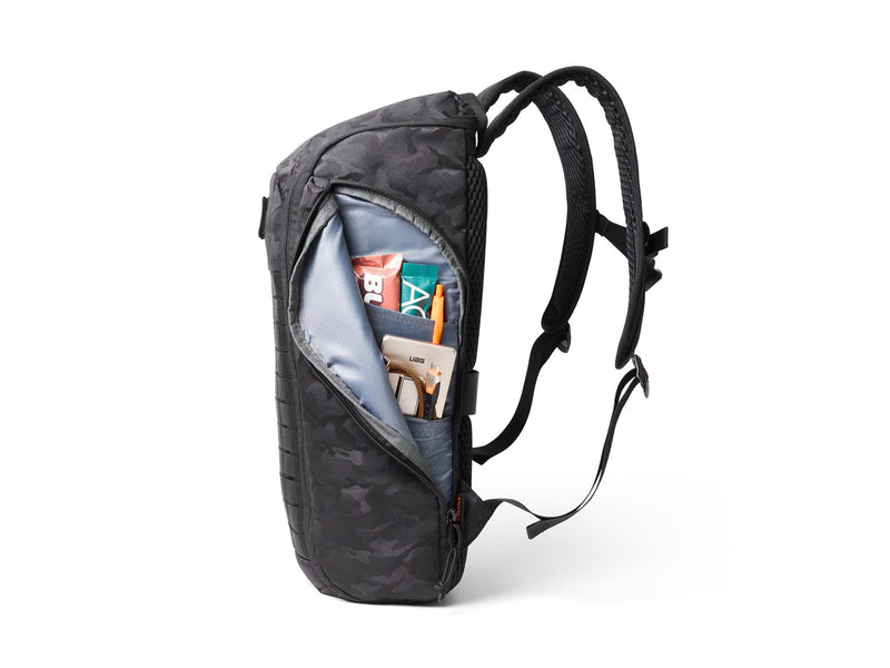 UAG Urban Armor Gear 984174114061 backpack