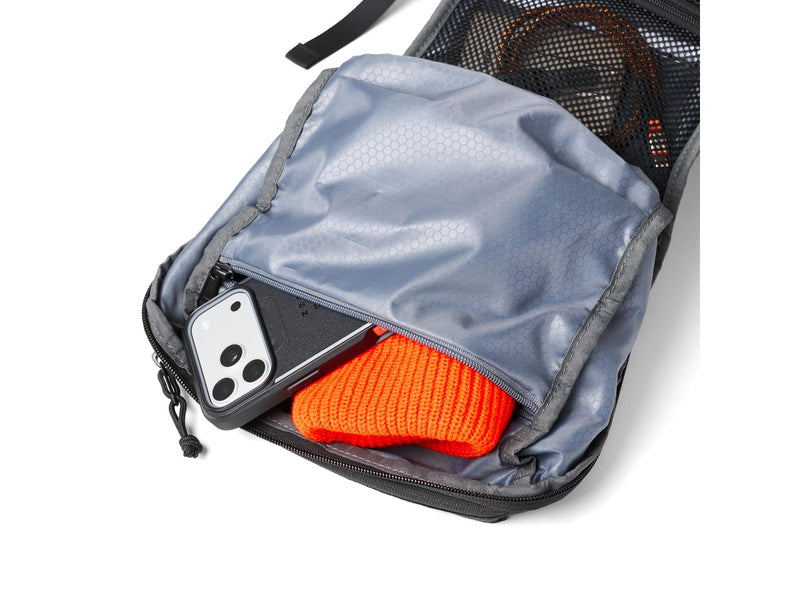 UAG Urban Armor Gear 984174114061 backpack