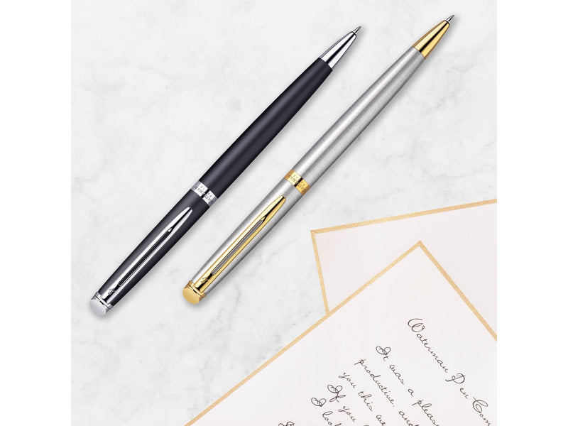 Waterman Hémisphère Kugelschreiber | Hochglänzend Schwarz mit Zierteile aus 23 K Gold | Mittlere Spitze | Blaue Tinte | Geschenkbox
