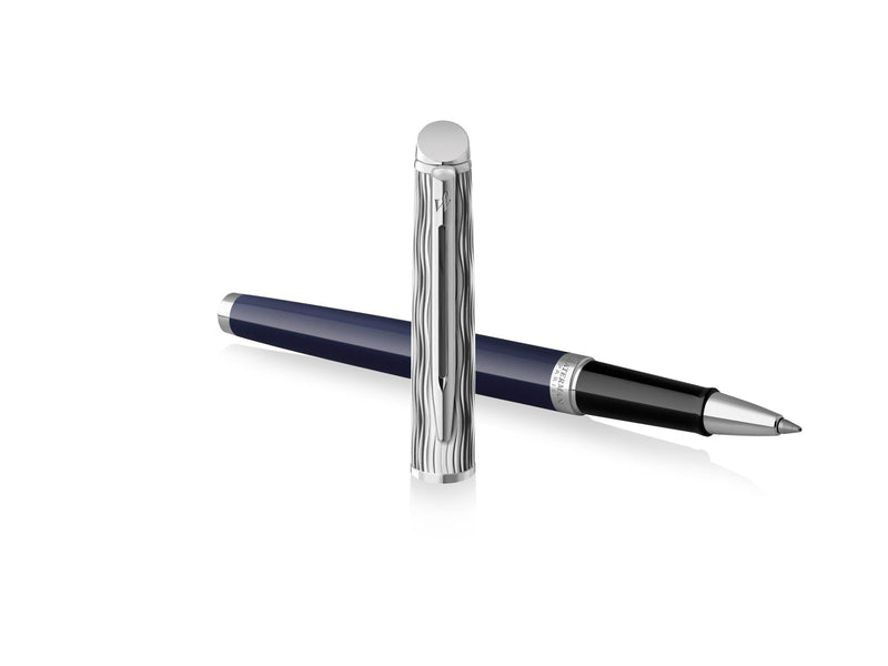 Waterman Hémisphère Tintenroller | Metall und blaue Lackierung | ziselierte Kappe | schwarze Tinte | Geschenkbox